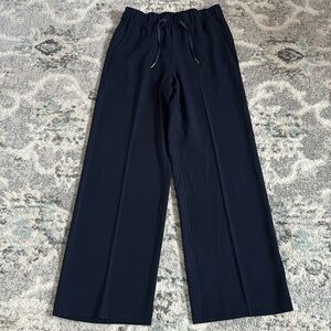 Lululemon On The Fly Pant *Wide Leg 31" in True Navy
